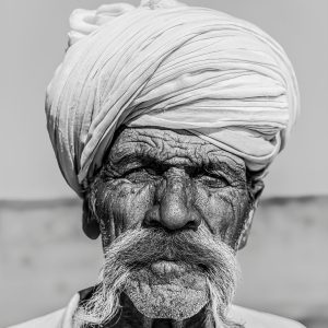 raika-elder-thar-desert-rajasthan-india-portrait